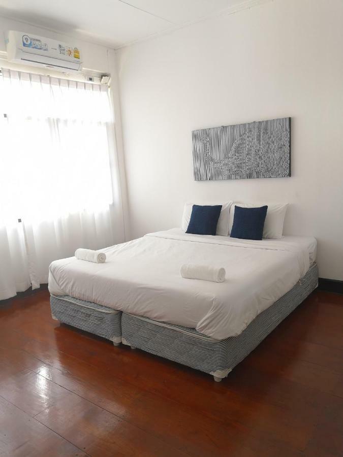Cozy By Funwahn Bed & Breakfast Chiang Mai Exterior photo
